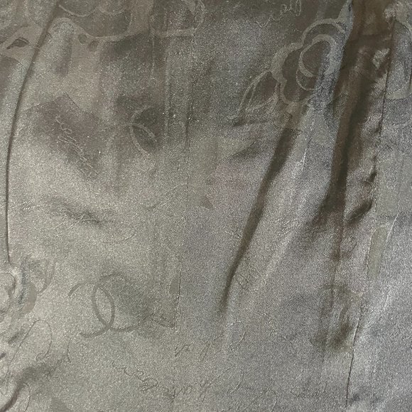 CHANEL $6500 NAVY TWEED BLAZER W/GOLD/BRONZE TRIM - Picture 10 of 12